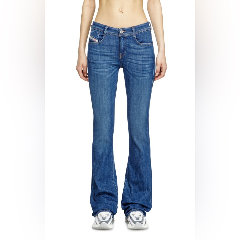 Diesel | Bootcut Jeans 1969 D-Ebbey 09m73 | Medium Blue | Size US 26